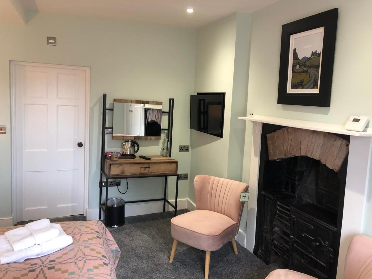 Mount Street House Bed & Breakfast Brecon Bagian luar foto
